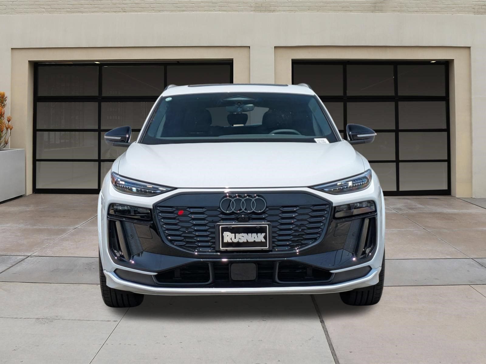 New 2027 Audi SQ6 e-tron Premium Plus AWD/4WD image 2