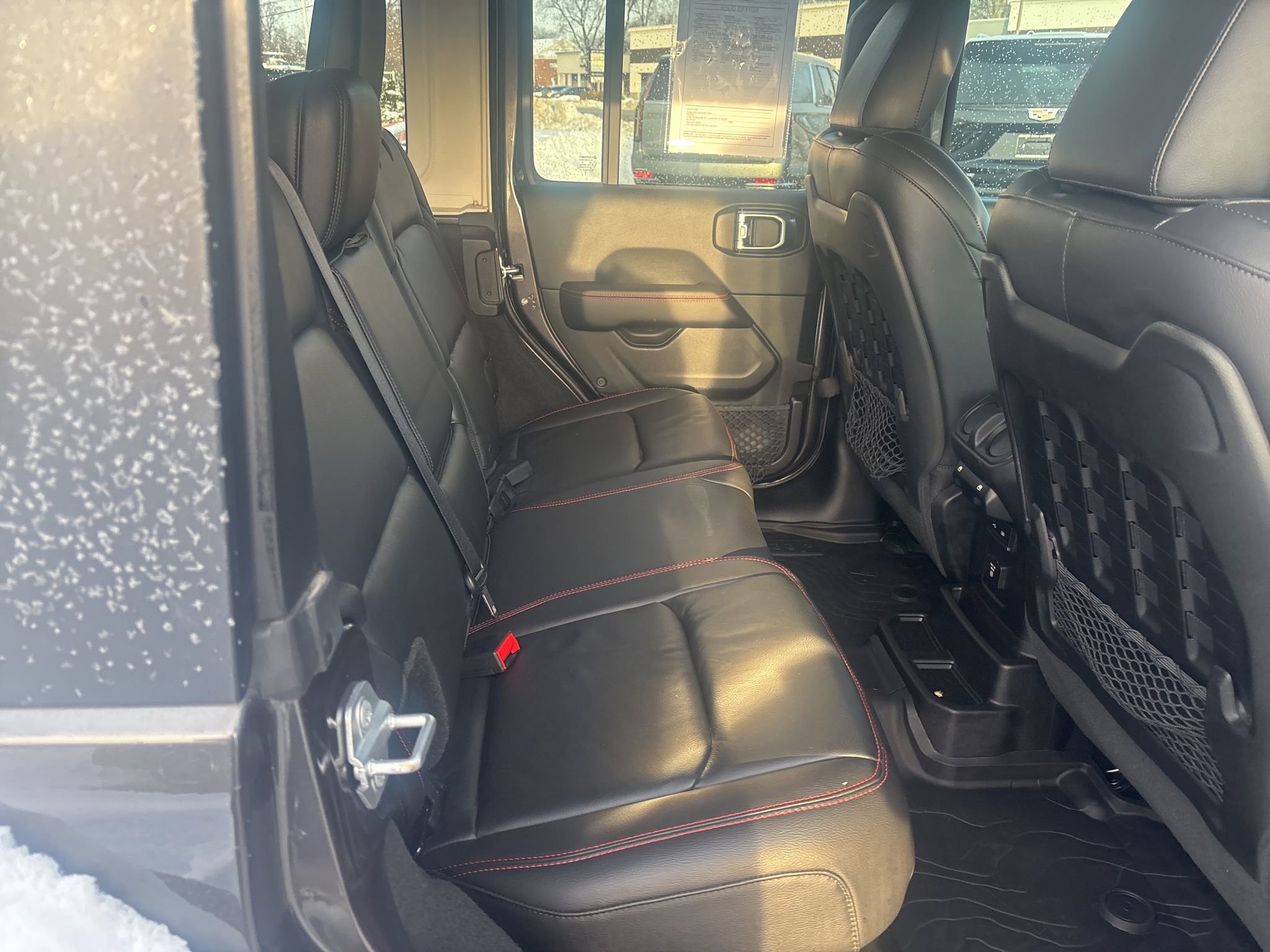 Used 2018 Jeep Wrangler Unlimited Rubicon image 17