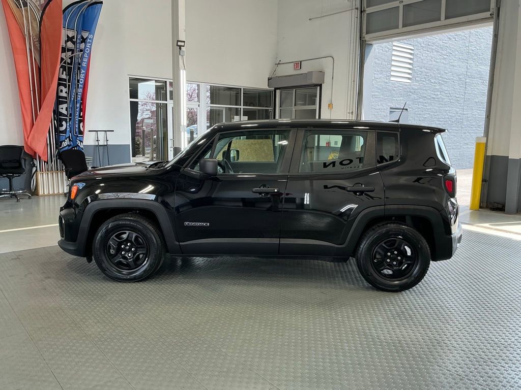 Used 2020 Jeep Renegade Sport w/ UConnect 7.0 Group image 16