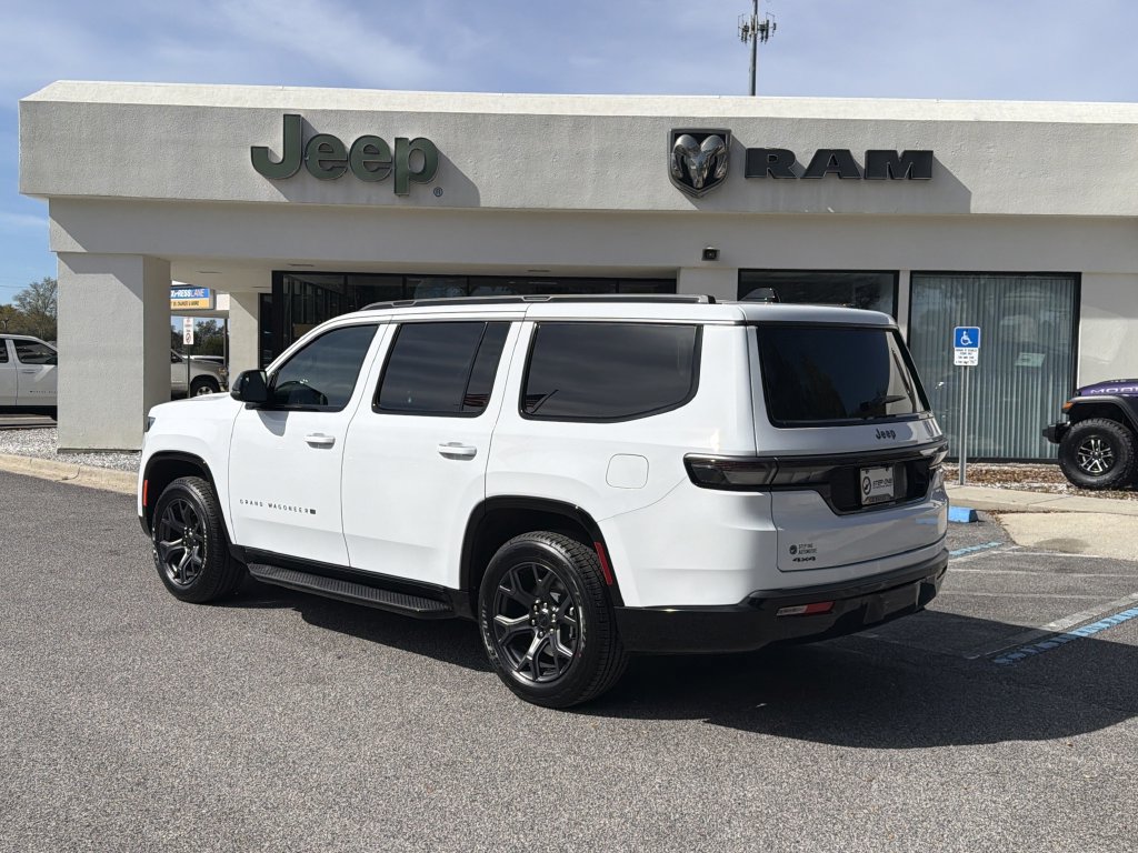 New 2026 Jeep Grand Wagoneer Limited w/ HD Trailer Tow Package AWD/4WD image 6