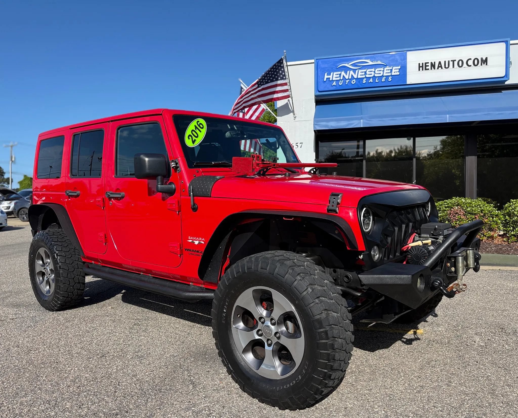 Used 2016 Jeep Wrangler Unlimited Sahara w/ Connectivity Group AWD/4WD image 12