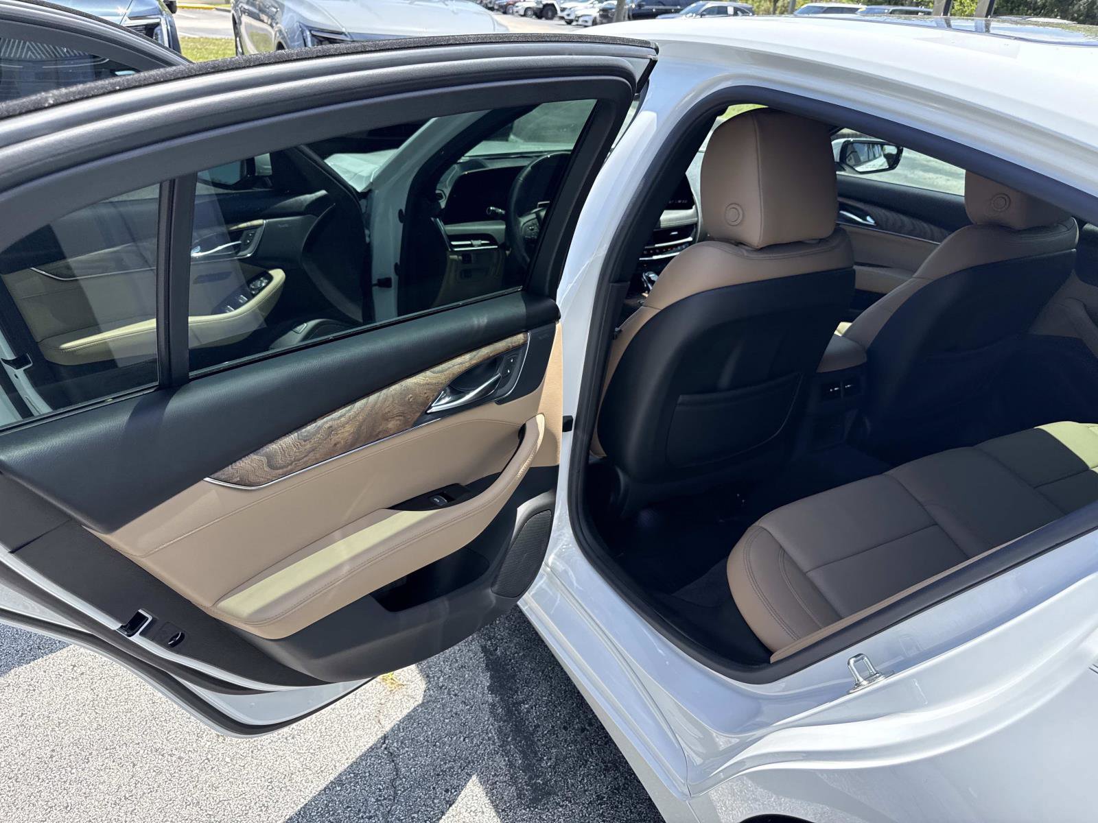 Used 2026 Cadillac CT5 Premium Luxury RWD image 12