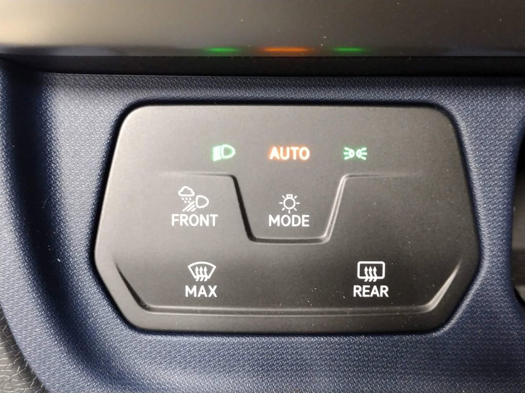 New 2025 Volkswagen ID. Buzz Pro S image 23