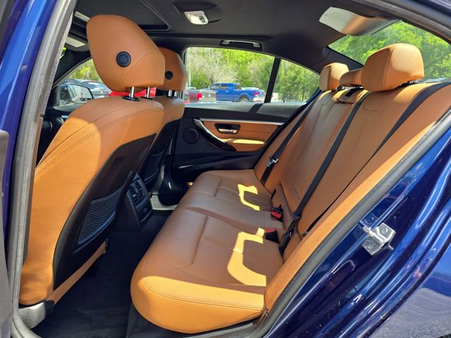 Used 2018 BMW 330i xDrive Sedan w/ Premium Package image 13