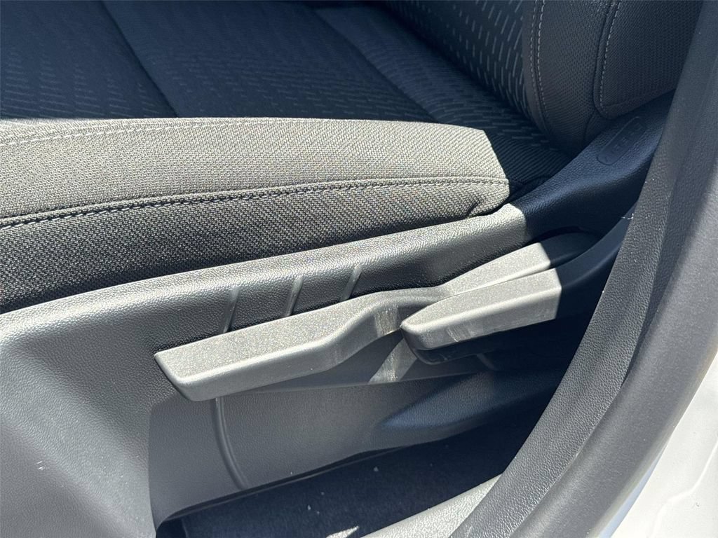 New 2026 Chevrolet Equinox LT w/ Safety and Technology Package AWD/4WD image 23