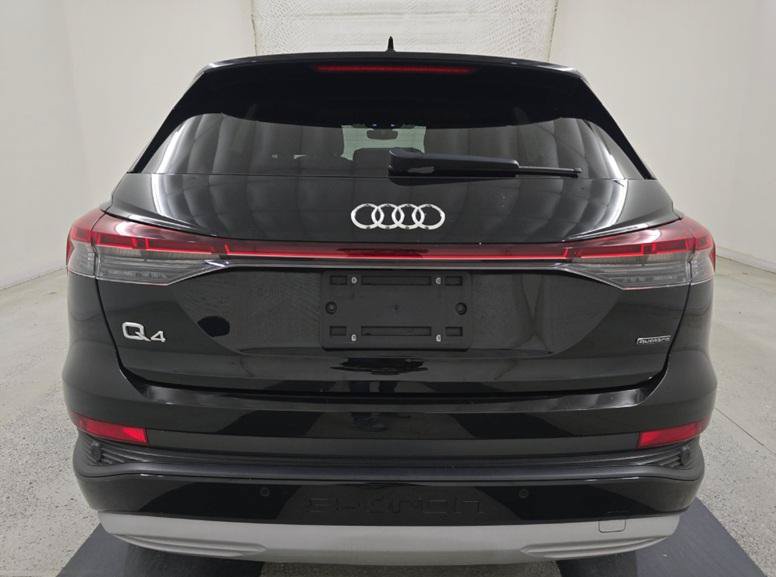 Used 2022 Audi Q4 e-tron Premium Plus w/ Premium Plus AWD/4WD image 4