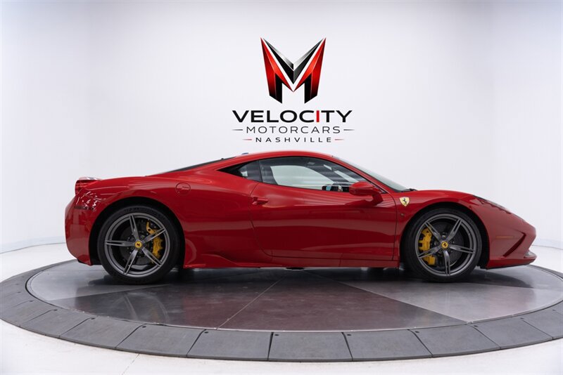 Used 2015 Ferrari 458 Speciale Coupe RWD image 5