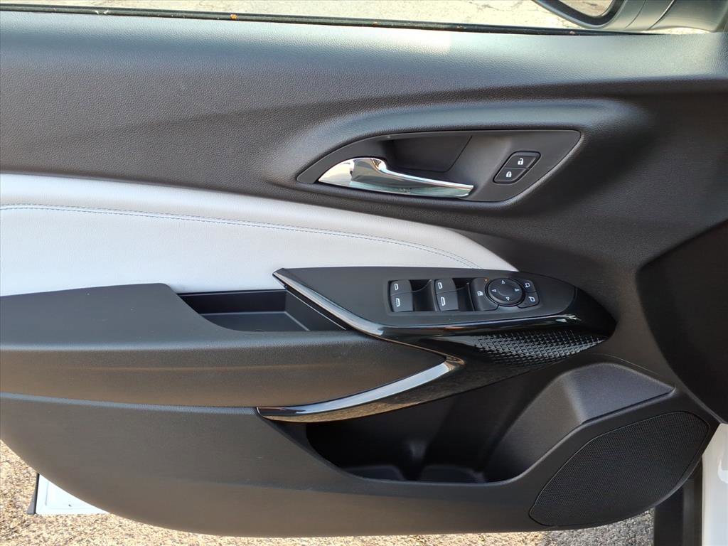 New 2026 Chevrolet Trax LT w/ Driver Confidence Package image 13