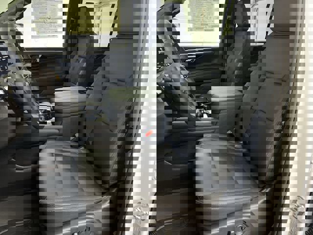 New 2026 Chevrolet Suburban LT w/ Comfort Package image 19