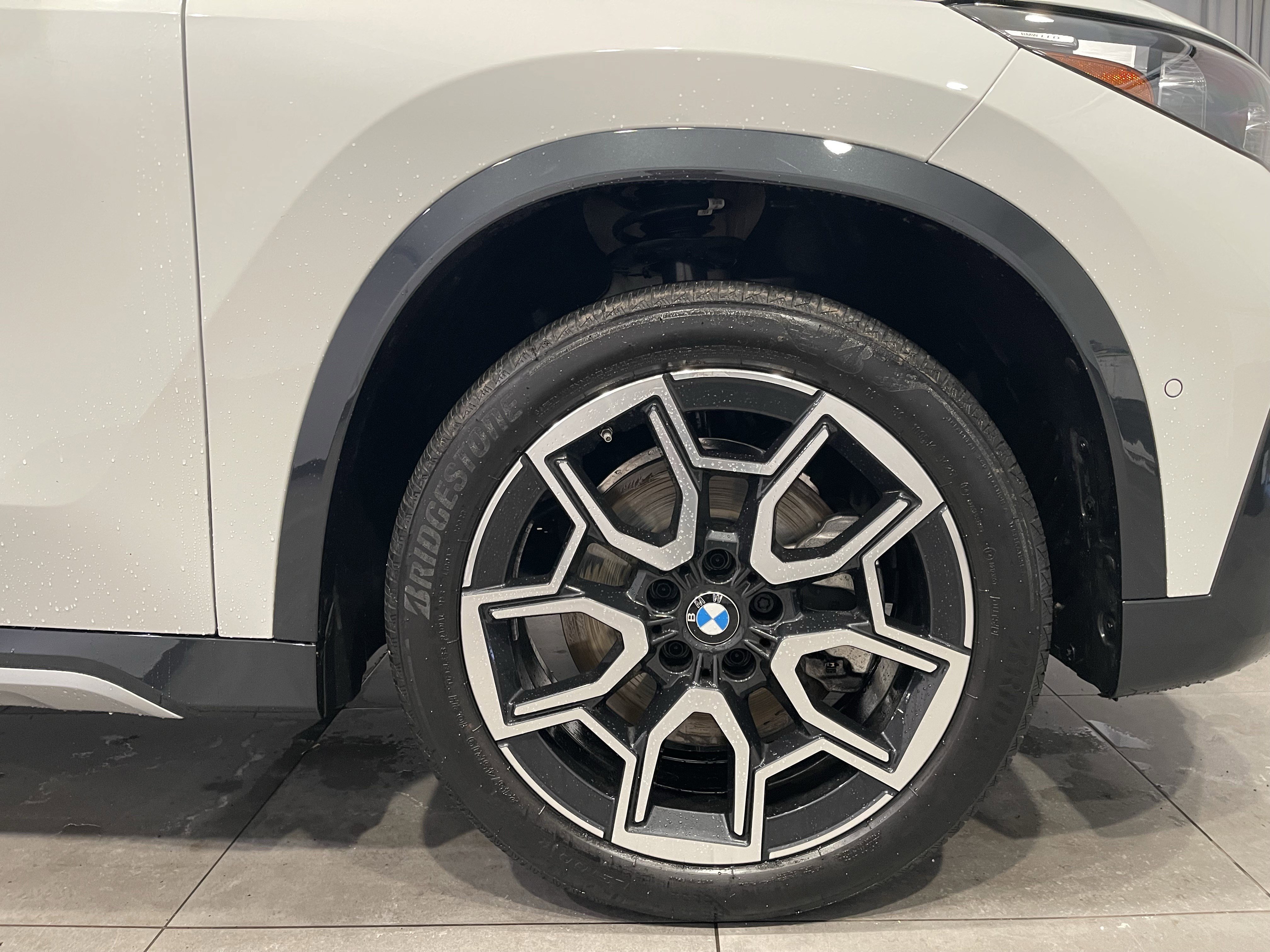 Used 2025 BMW X1 xDrive28i w/ Convenience Package image 10