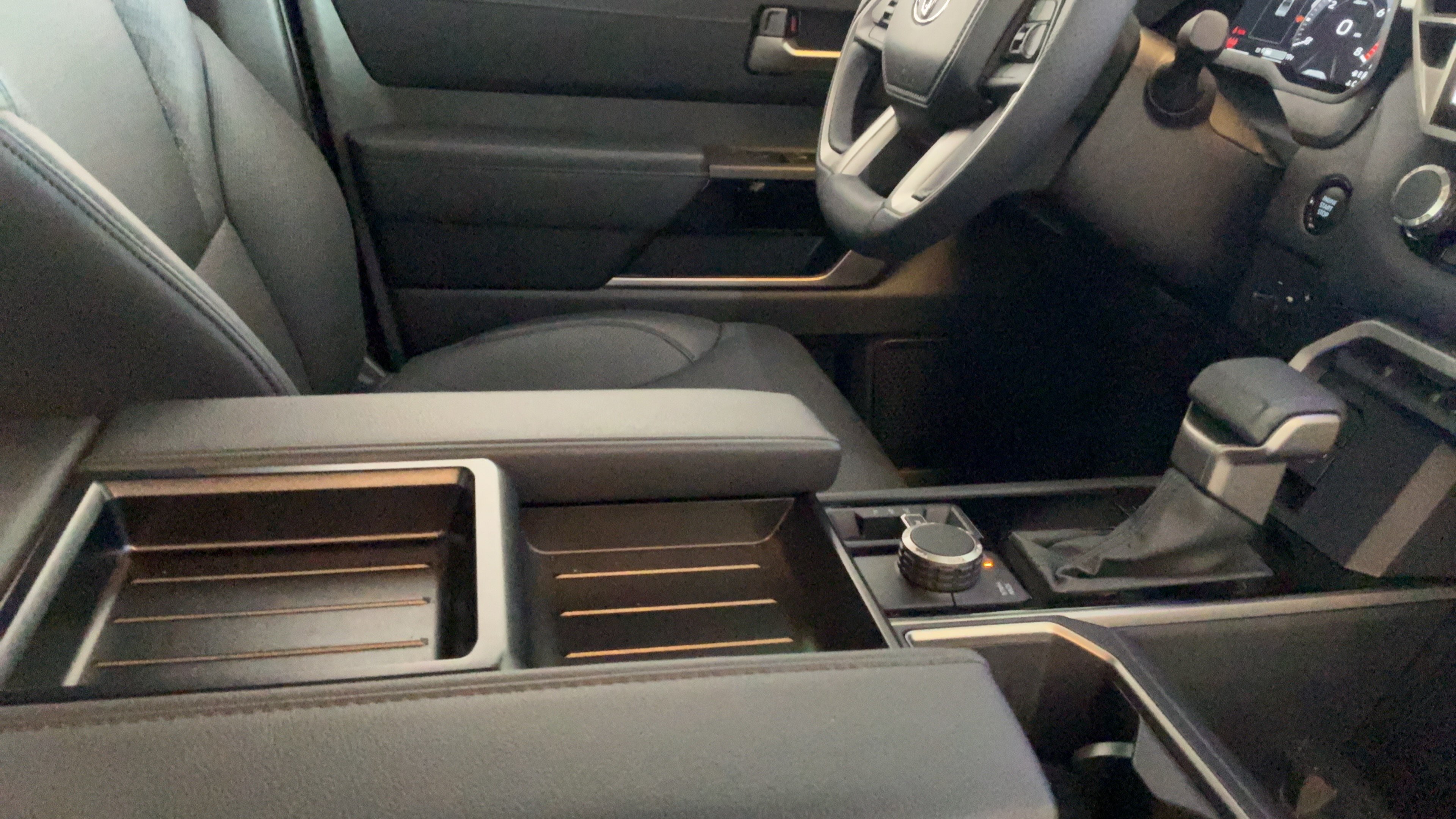 Certified 2025 Toyota Tundra Limited AWD/4WD image 42