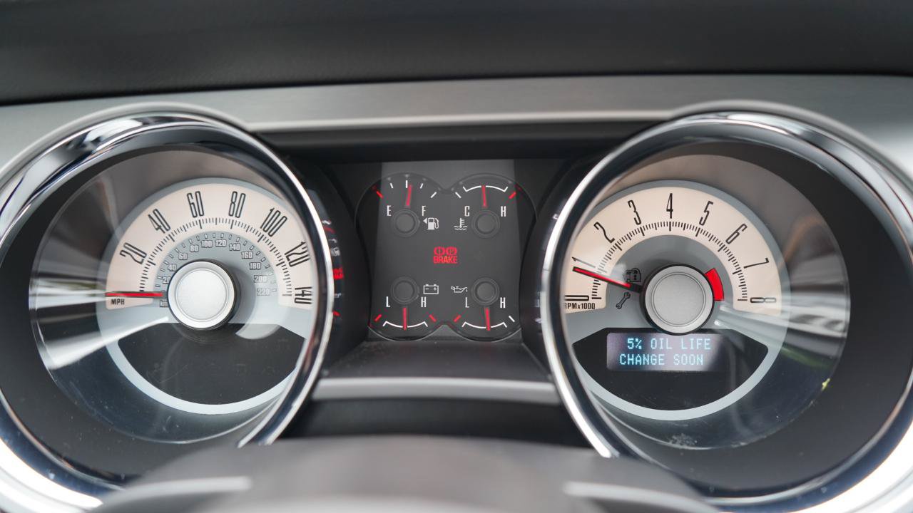 Used 2010 Ford Mustang GT RWD image 68