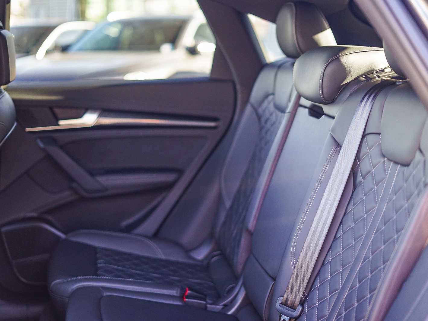 Used 2023 Audi SQ5 Premium Plus w/ Premium Plus Package image 21