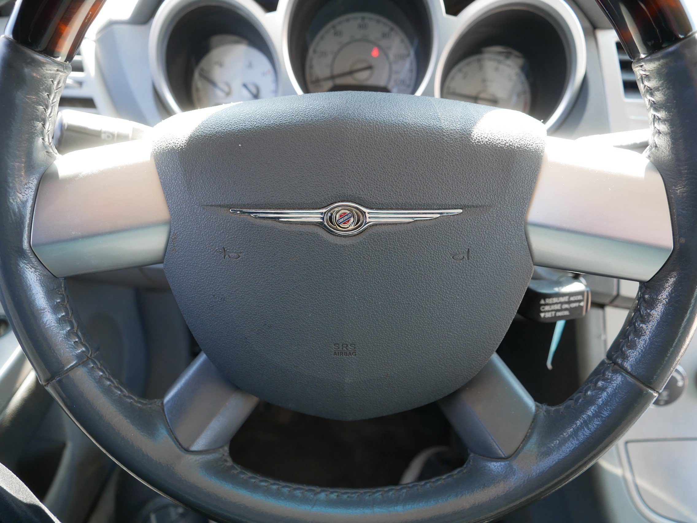 Used 2007 Chrysler Sebring Limited w/ Luxury Group image 23