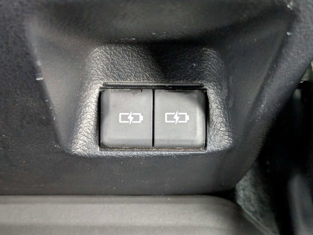 Used 2023 Toyota 4Runner SR5 Premium w/ Moonroof Package RWD image 18