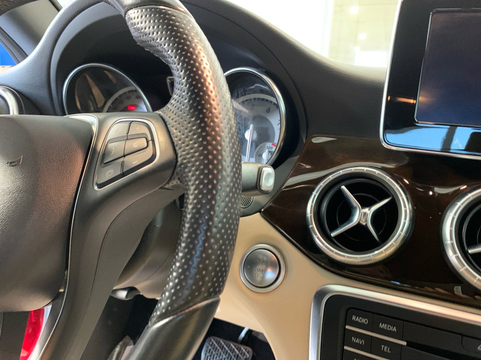 Used 2016 Mercedes-Benz CLA 250 CLA 250 image 26