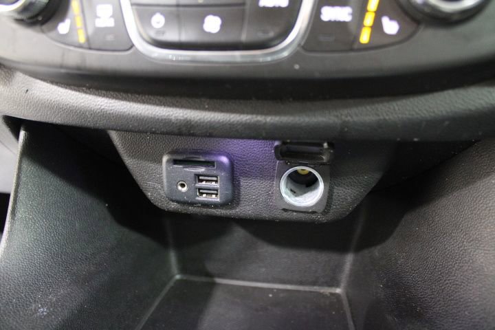 Used 2020 Chevrolet Traverse LT w/ LT Premium Package AWD/4WD image 39