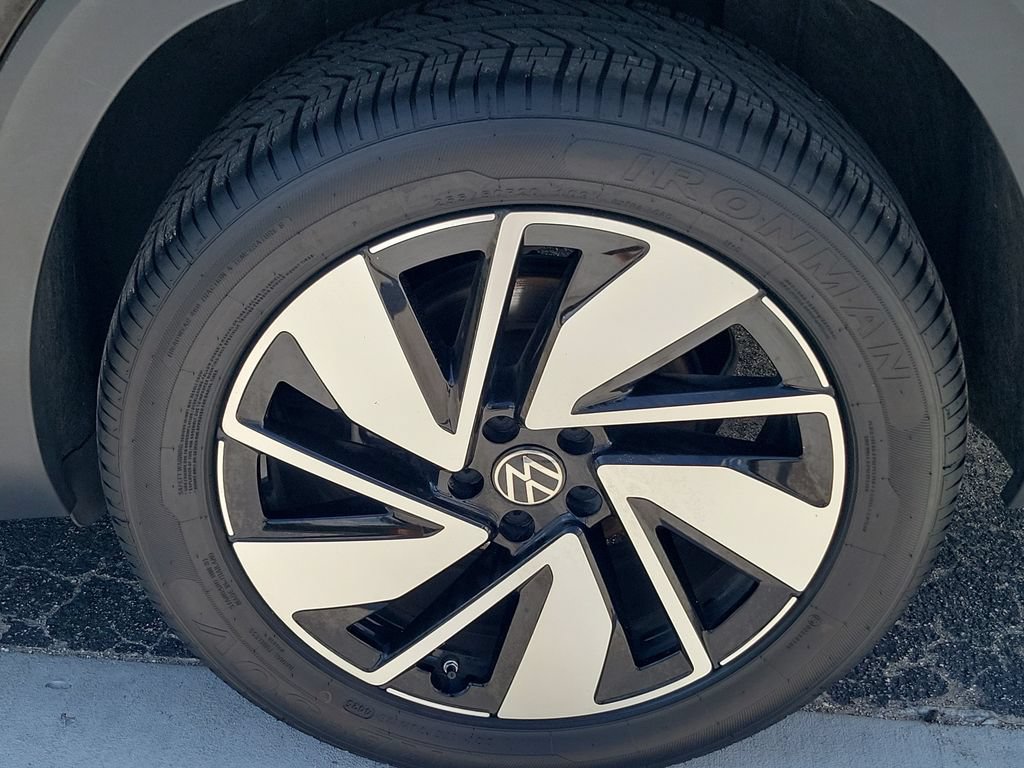 Used 2025 Volkswagen Atlas SE FWD image 8