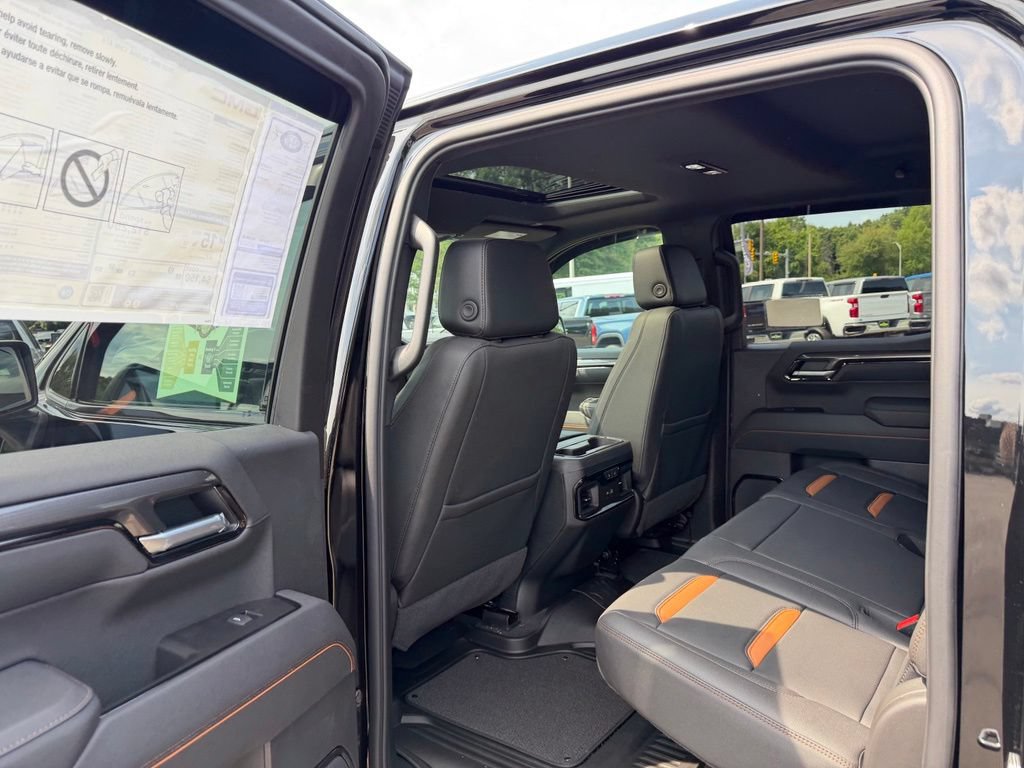 New 2026 GMC Sierra 1500 AT4 w/ Technology Package AWD/4WD image 16