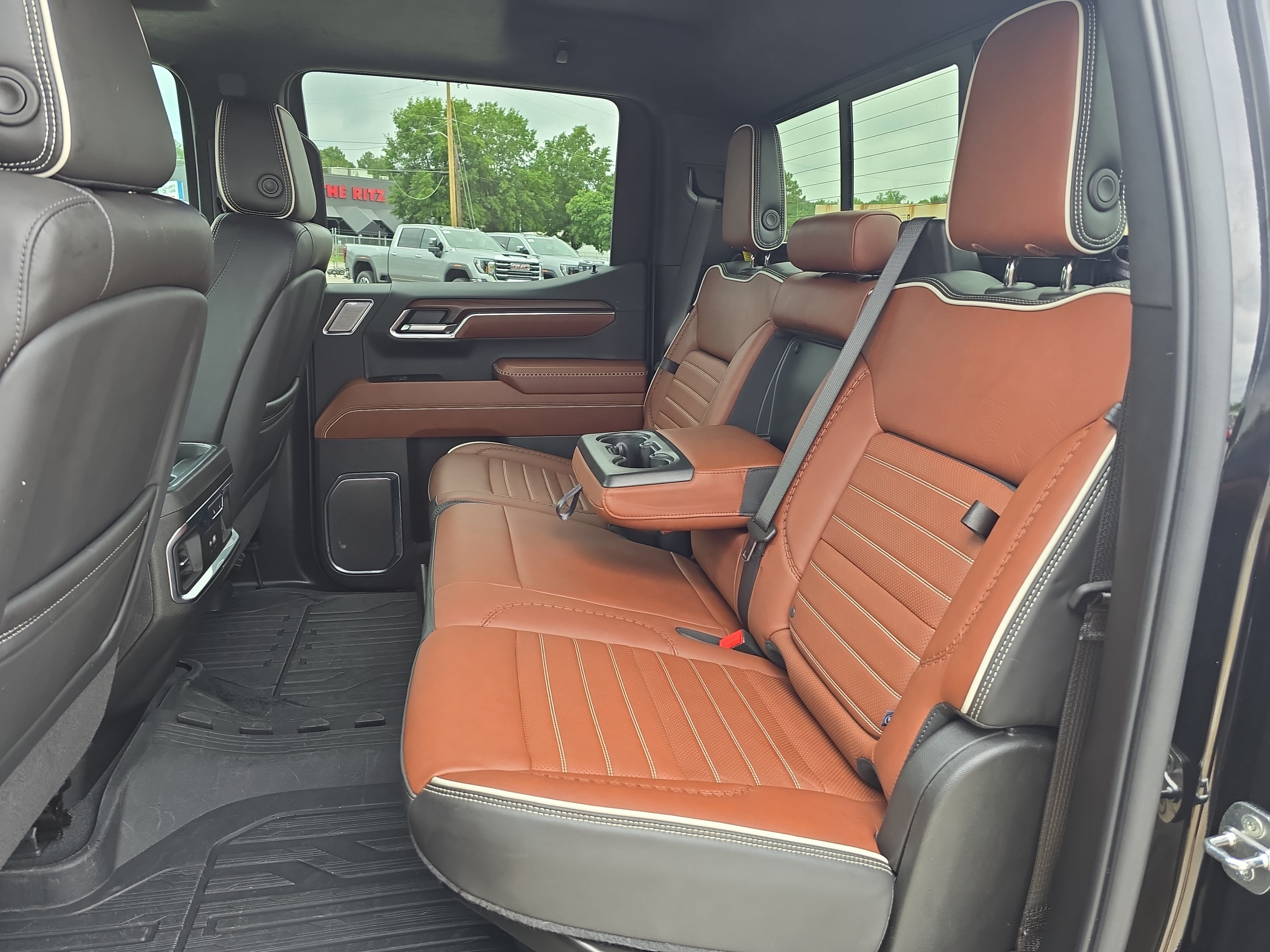 Used 2024 GMC Sierra 1500 Denali Ultimate AWD/4WD image 15