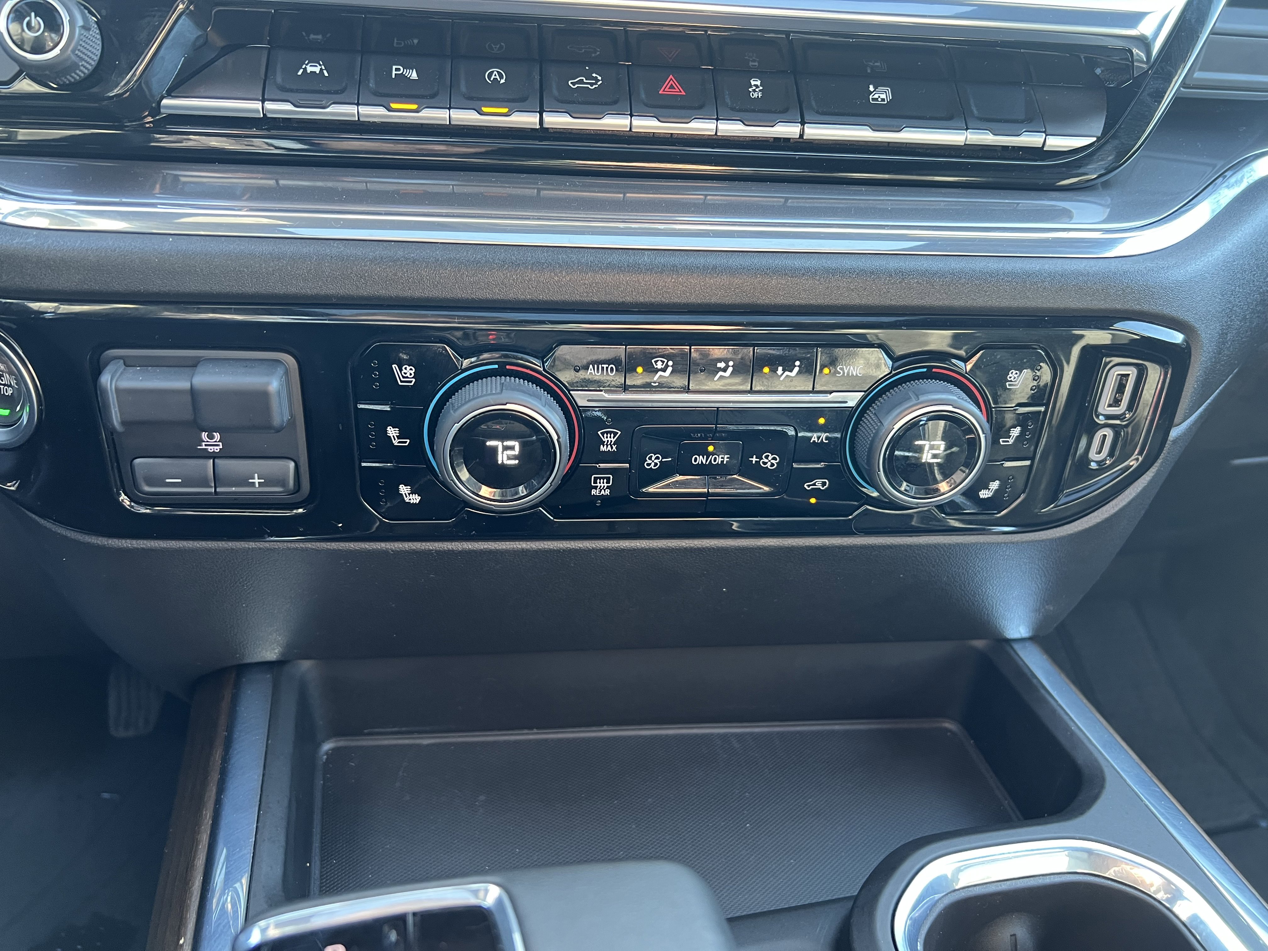 Certified 2023 Chevrolet Silverado 1500 High Country w/ High Country Premium Package image 24