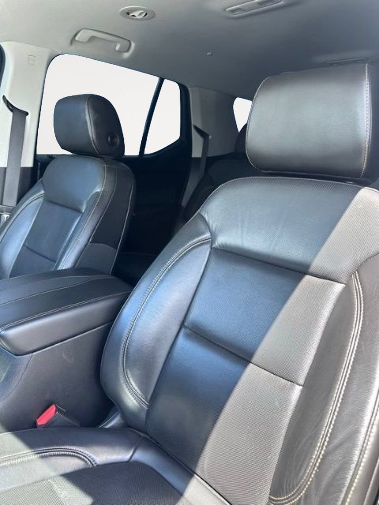 Used 2020 Chevrolet Traverse Premier w/ LPO, Floor Liner Package FWD image 23