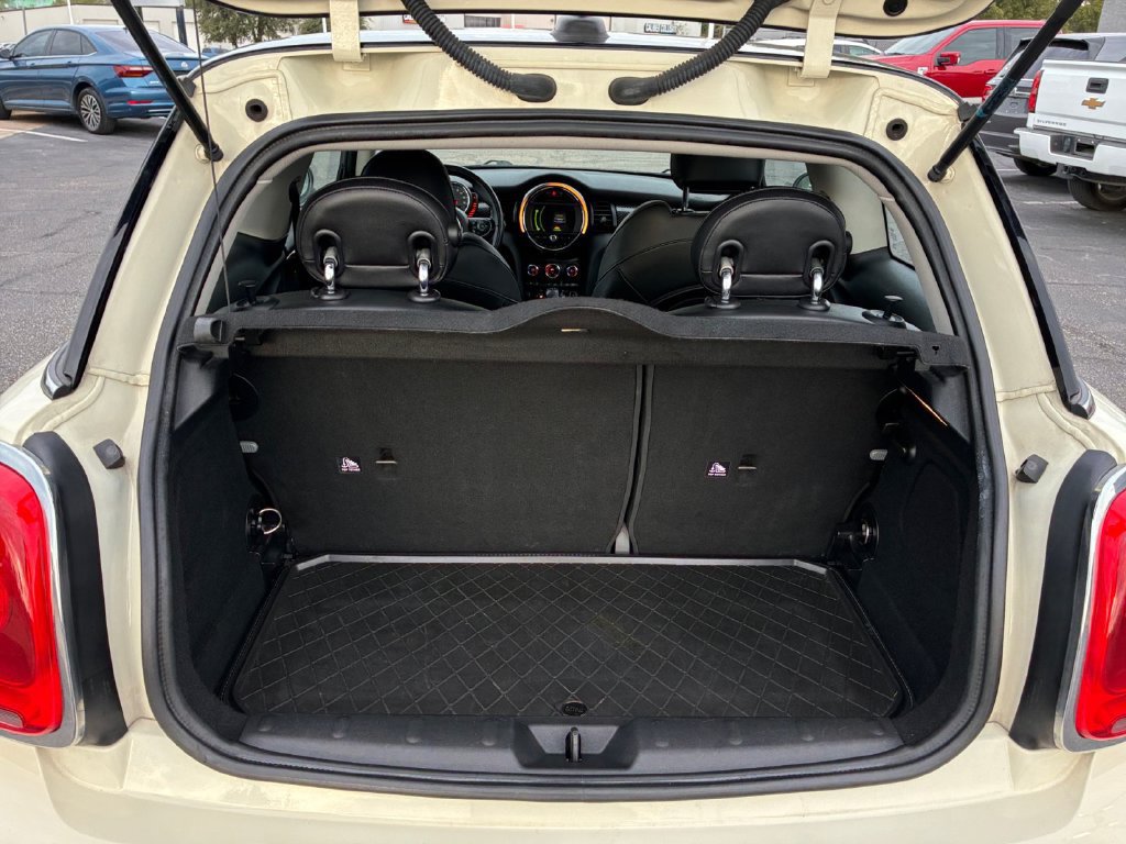 Used 2017 MINI Cooper S FWD image 5