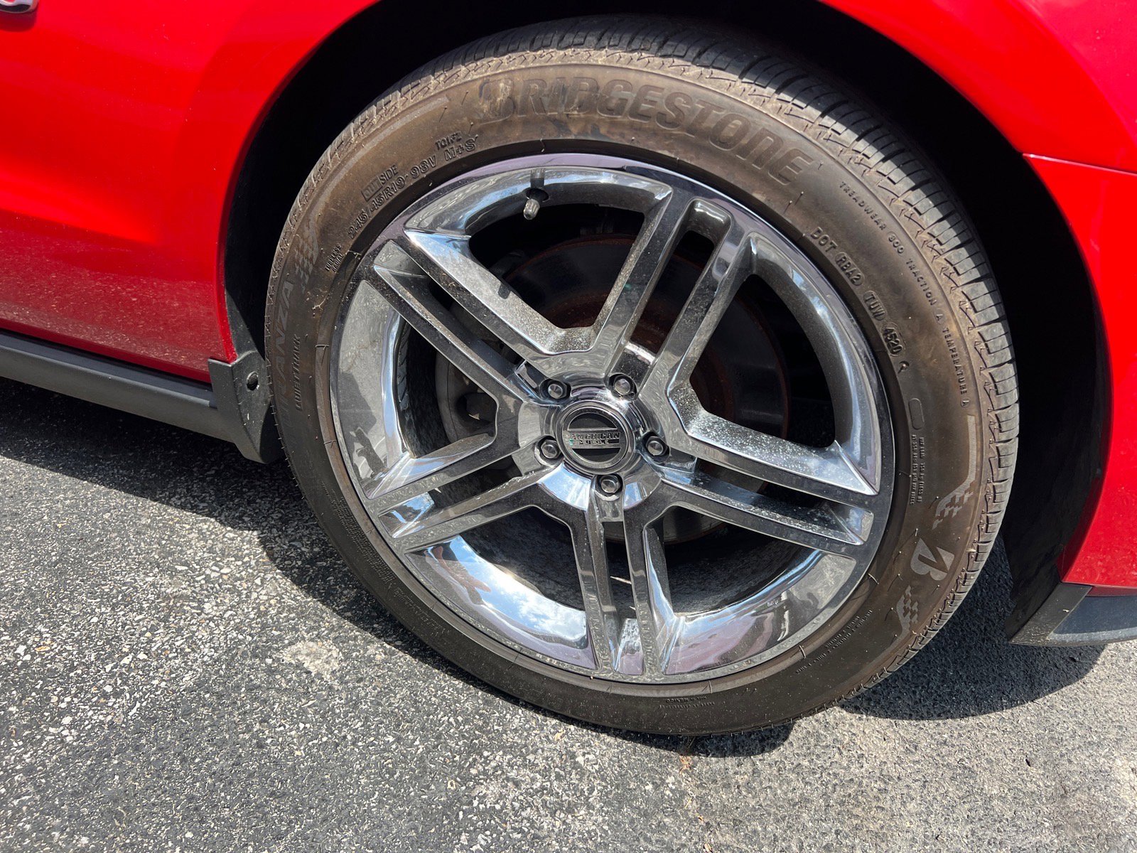 Used 2012 Ford Mustang GT Premium RWD image 4