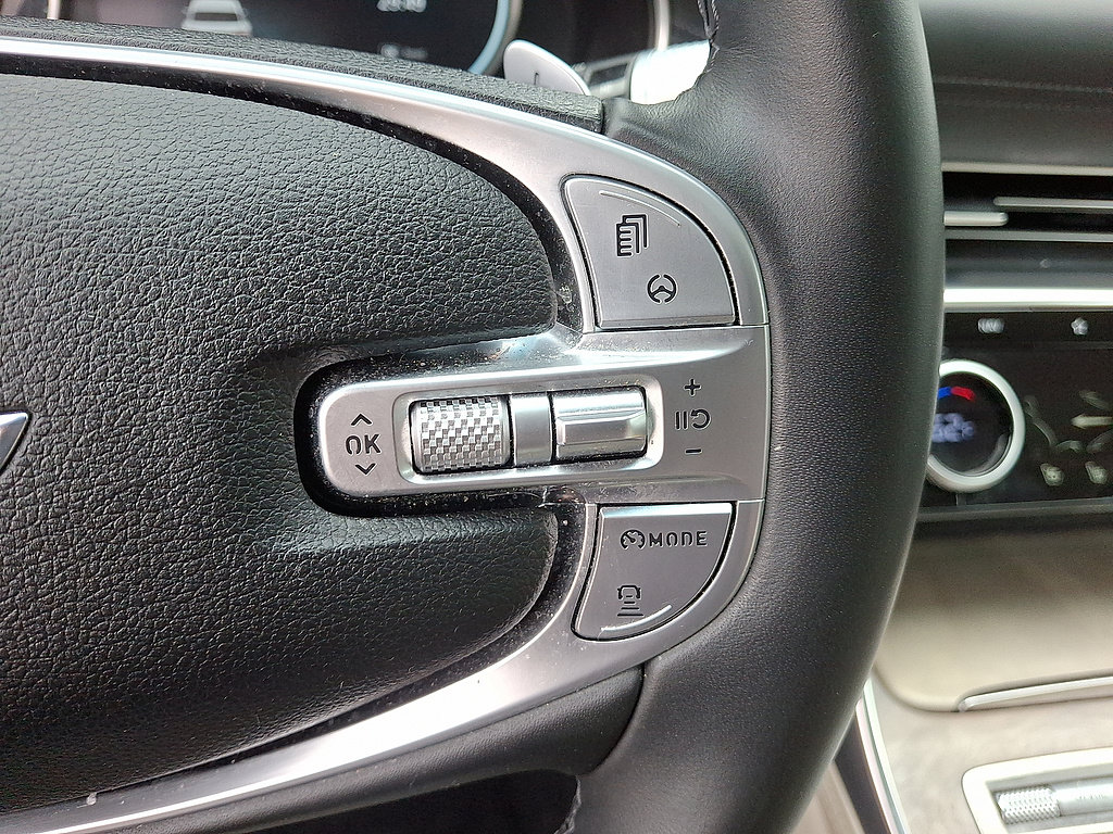 Used 2021 Genesis GV80 2.5T AWD/4WD image 10