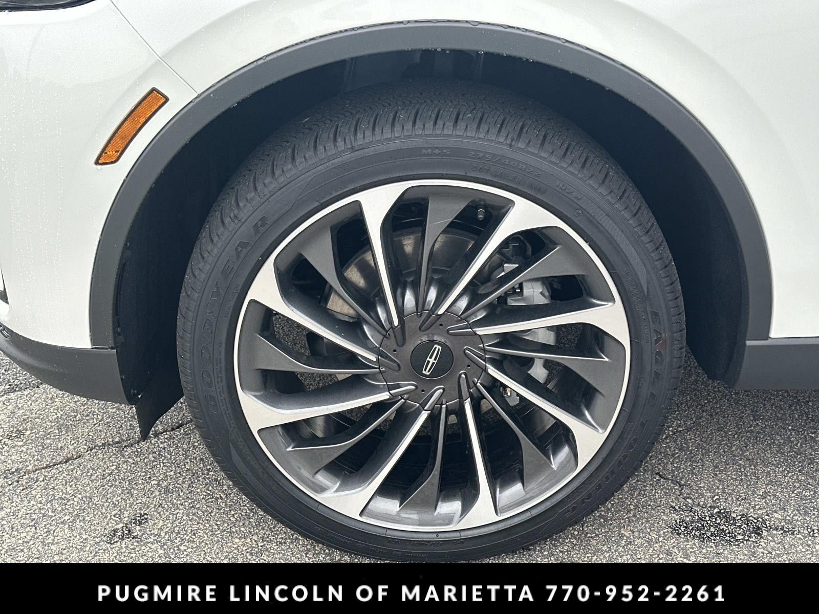 New 2026 Lincoln Aviator Reserve w/ Illumination Package AWD/4WD image 11