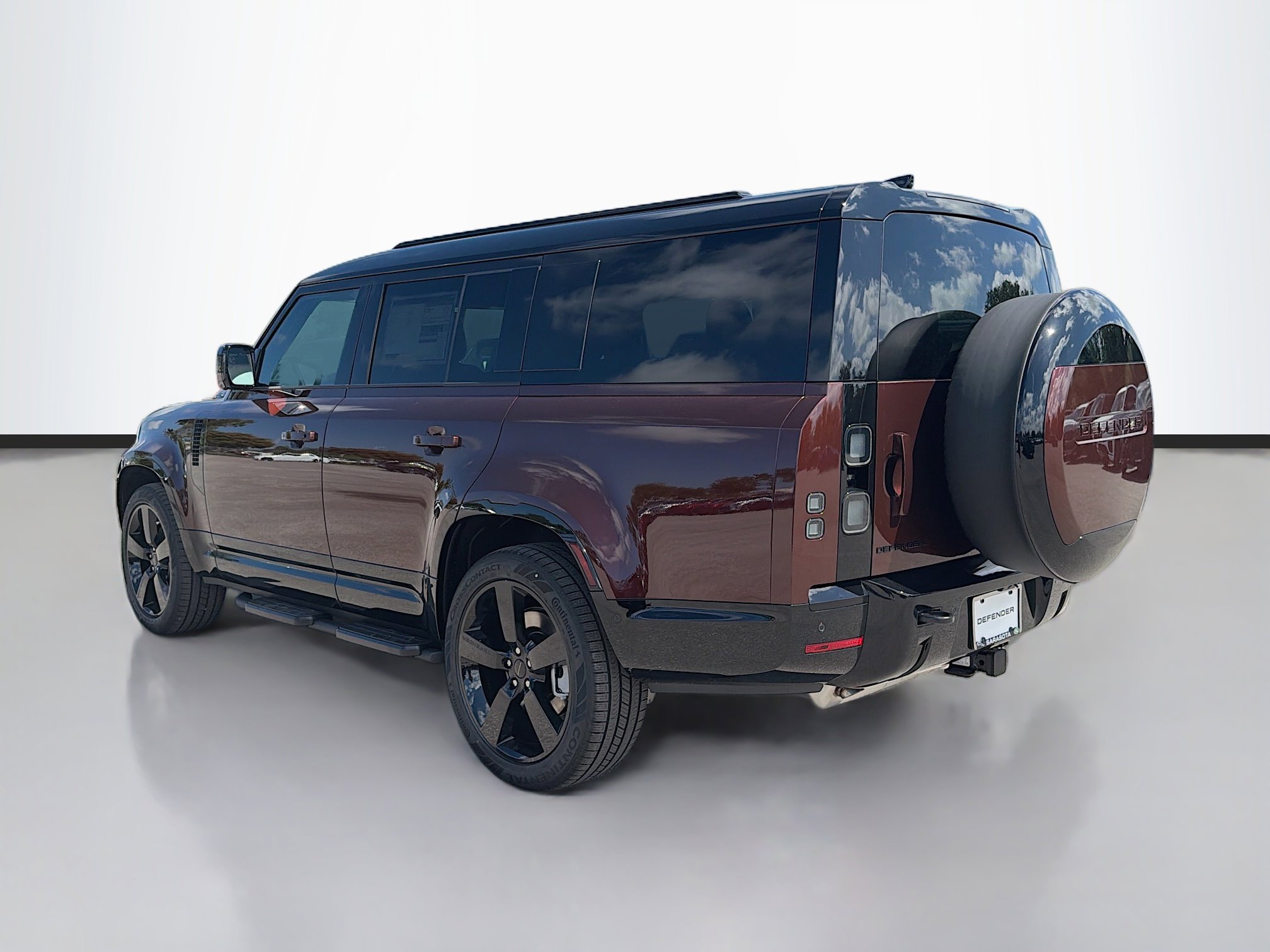 New 2026 Land Rover Defender 130 X-Dynamic SE AWD/4WD image 3