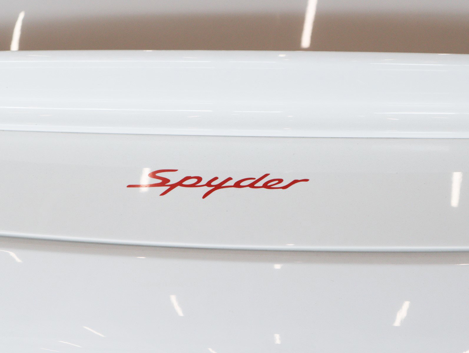 Used 2011 Porsche Boxster Spyder image 24