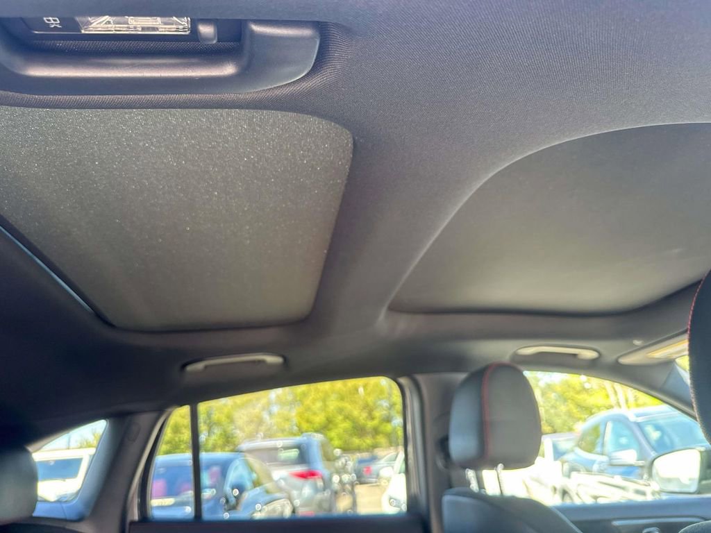 Used 2023 Mercedes-Benz GLA 250 image 10