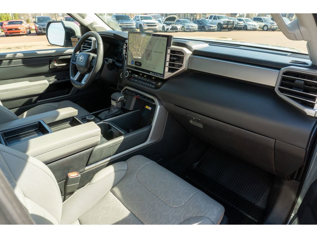 Used 2024 Toyota Tundra Limited image 14