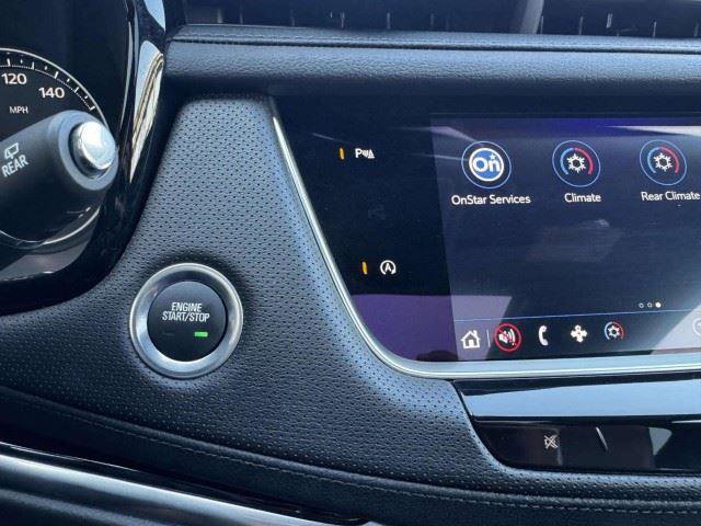 Used 2024 Cadillac XT6 Luxury w/ LPO, Floor Liner Package FWD image 32