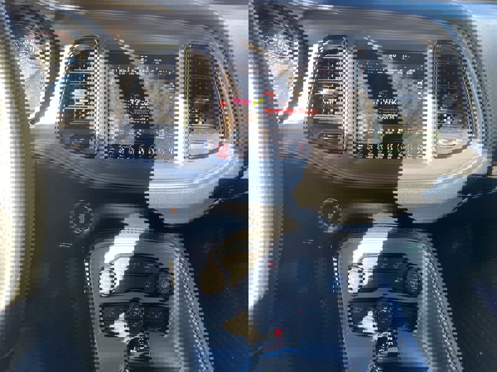 Used 2023 Dodge Challenger SXT w/ Blacktop Package image 15