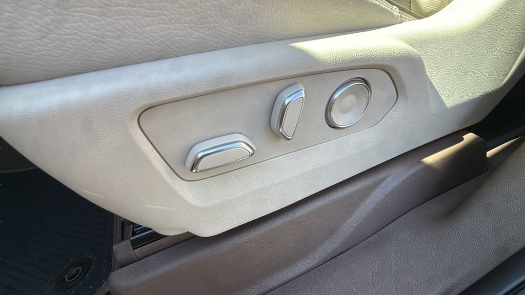 Used 2026 GMC Yukon Denali image 11