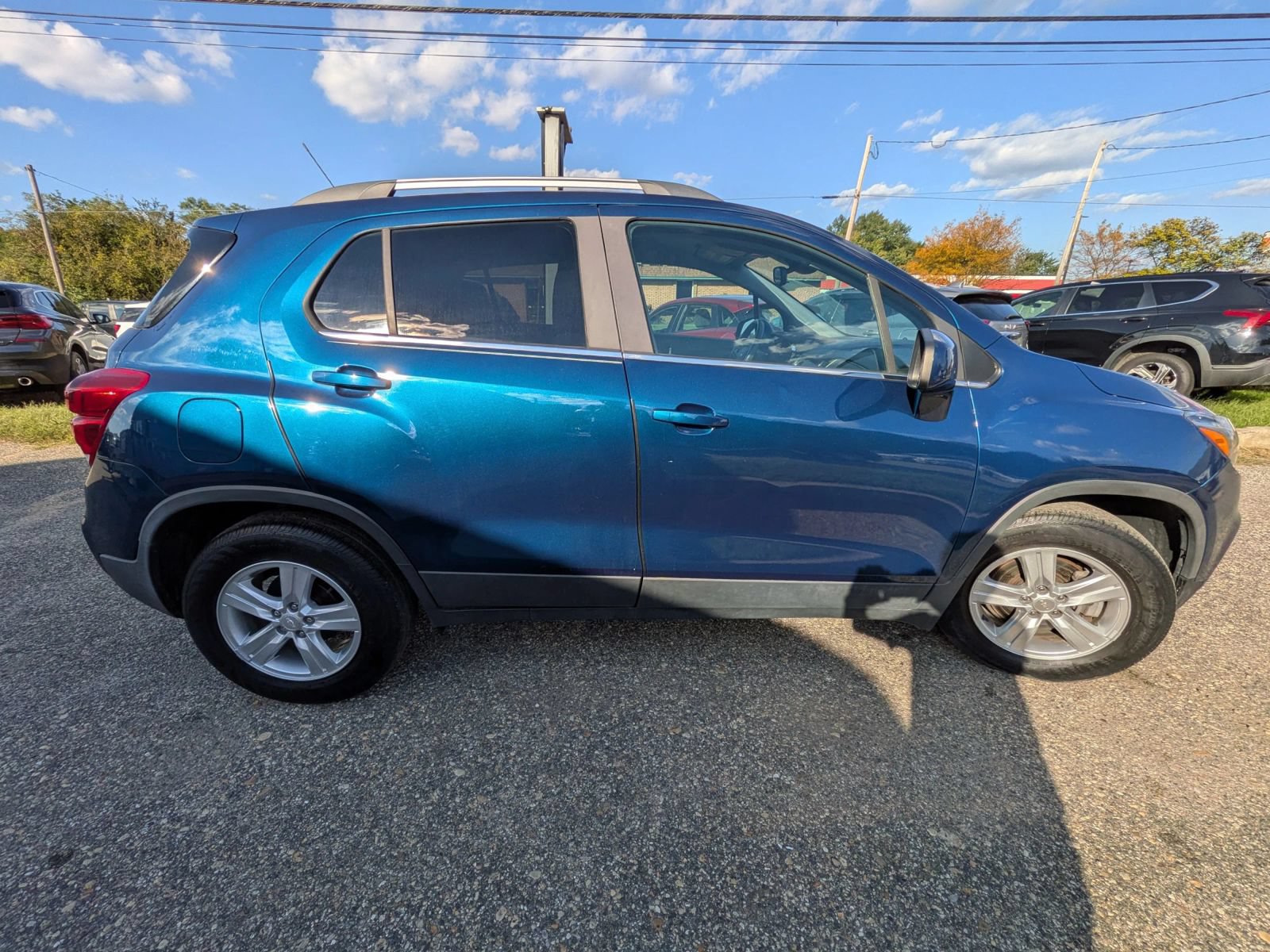 Used 2020 Chevrolet Trax LT FWD image 7