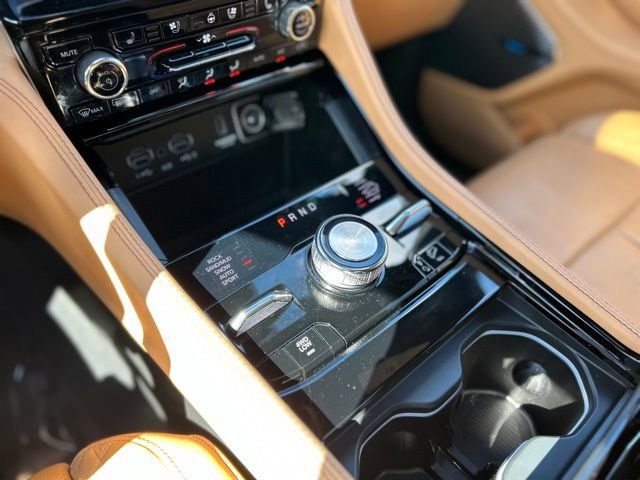 Used 2023 Jeep Grand Cherokee Summit image 22