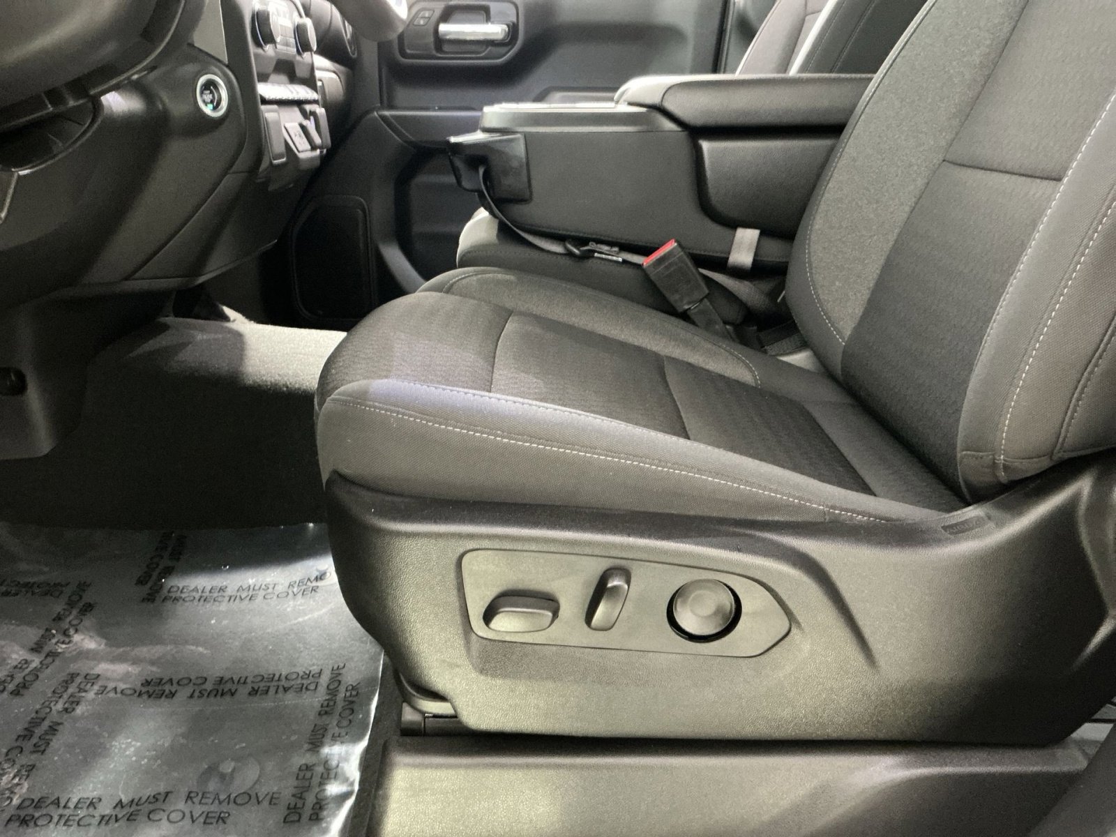 Used 2022 Chevrolet Silverado 1500 Custom Trail Boss image 22