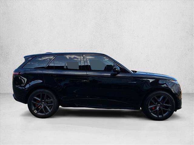 Used 2024 Land Rover Range Rover Sport Dynamic SE AWD/4WD image 4
