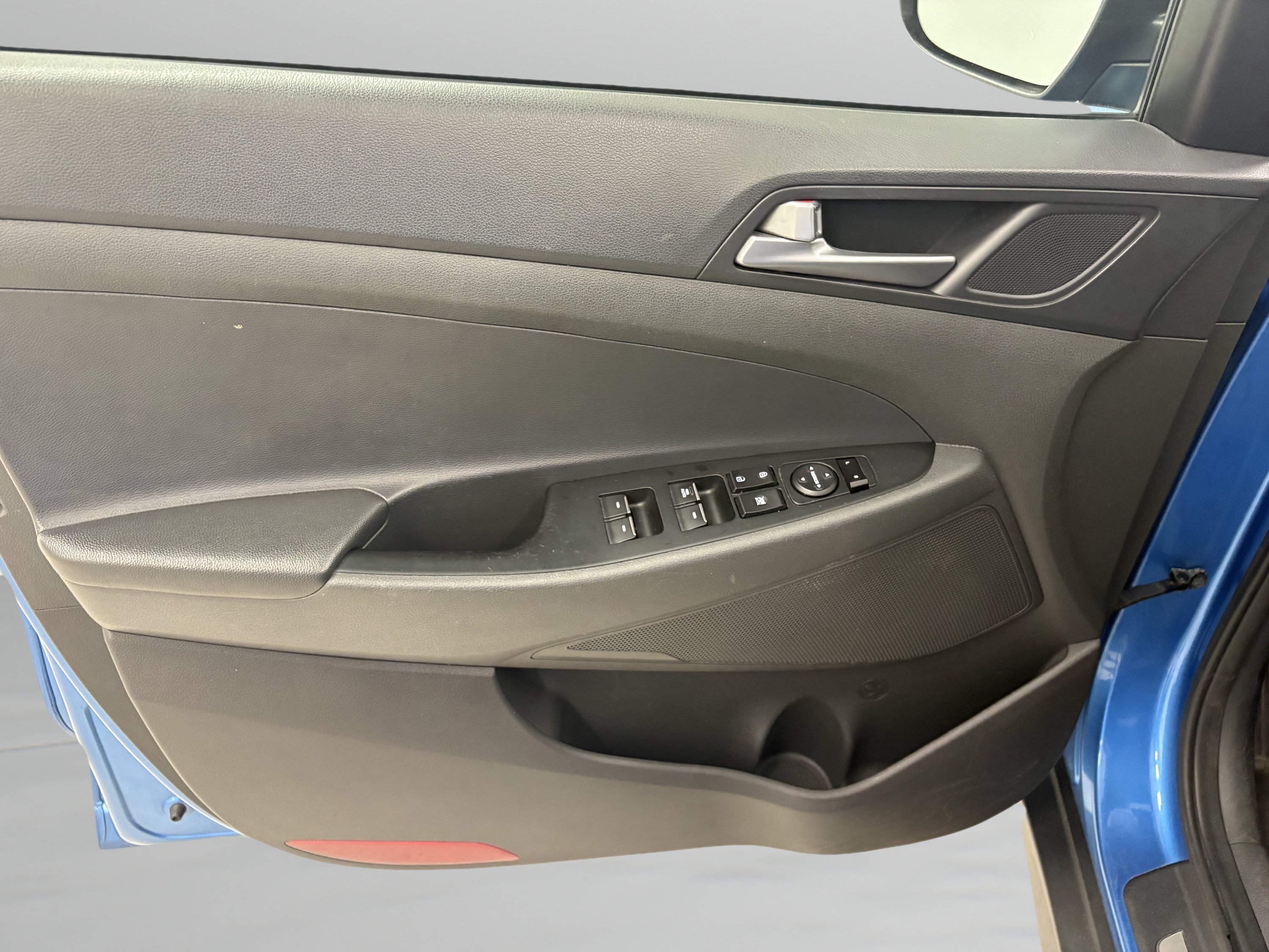 Used 2016 Hyundai Tucson Limited AWD/4WD image 25