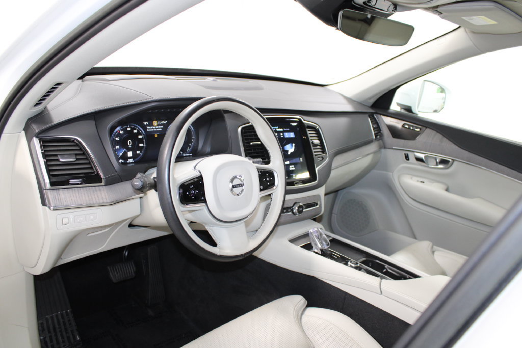 Used 2022 Volvo XC90 T8 Inscription w/ Advanced Package AWD/4WD image 22