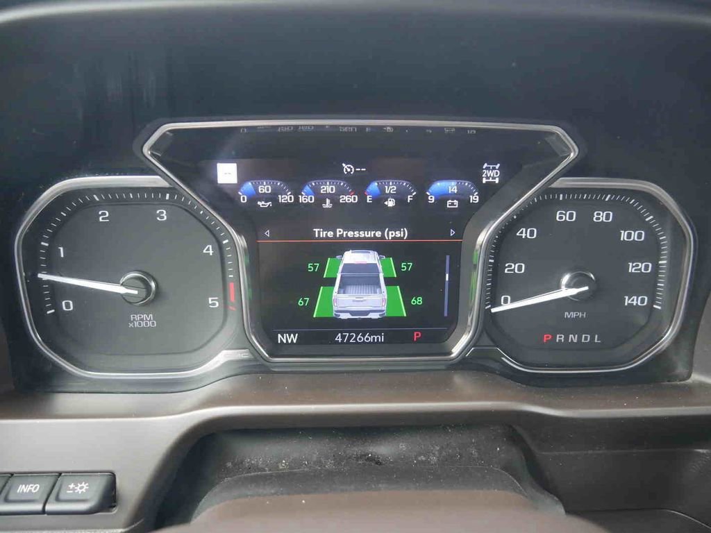 Used 2020 GMC Sierra 2500 SLT w/ Technology Package AWD/4WD image 44