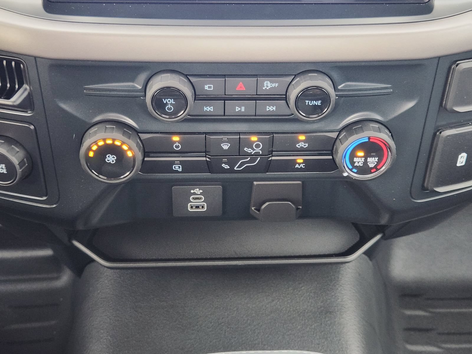 Used 2025 Ford F150 XL RWD image 19