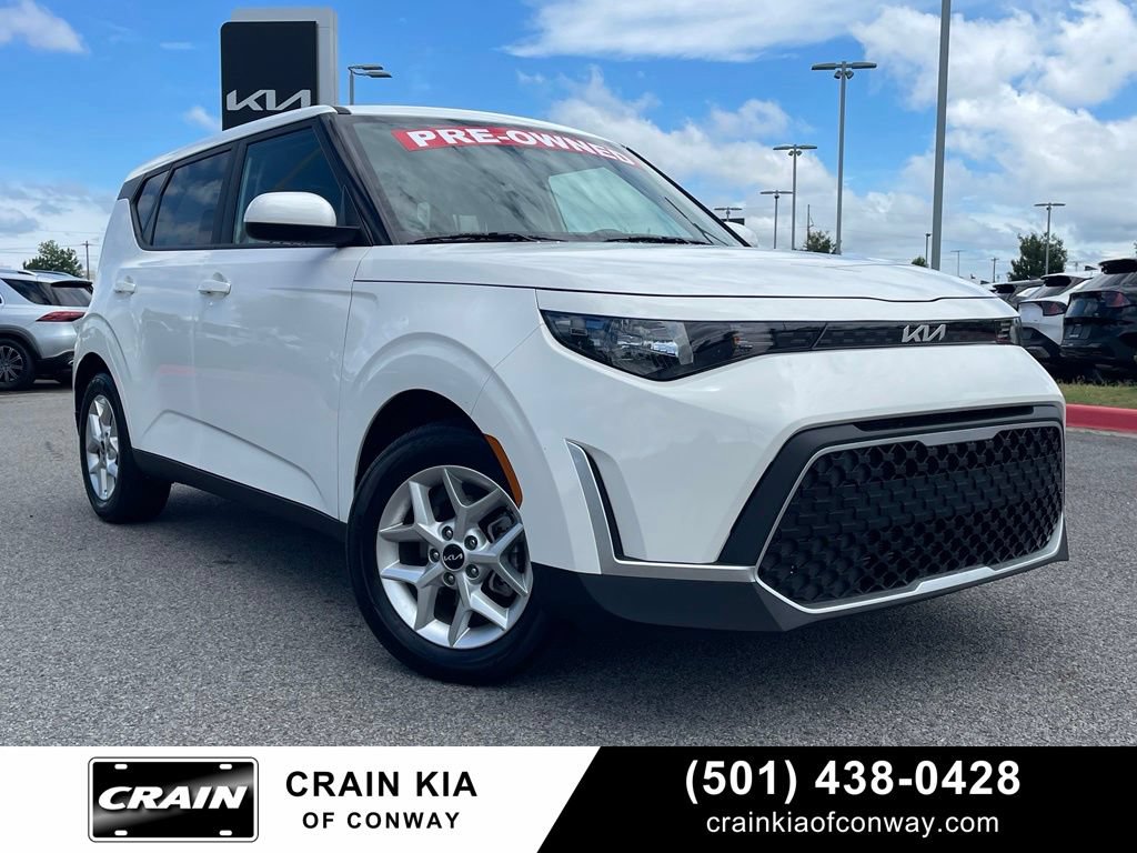 Used 2023 Kia Soul LX w/ Option Group 015 FWD video 1