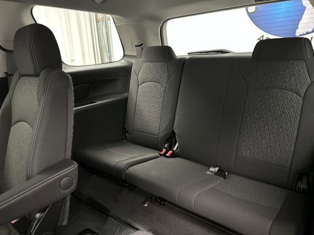 Used 2015 GMC Acadia SLE AWD/4WD image 28