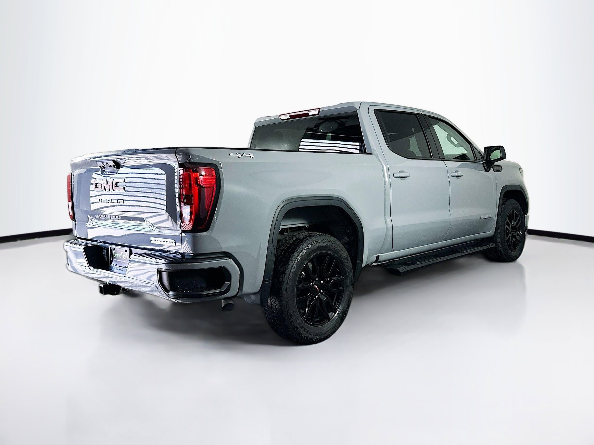 Used 2024 GMC Sierra 1500 Elevation image 9