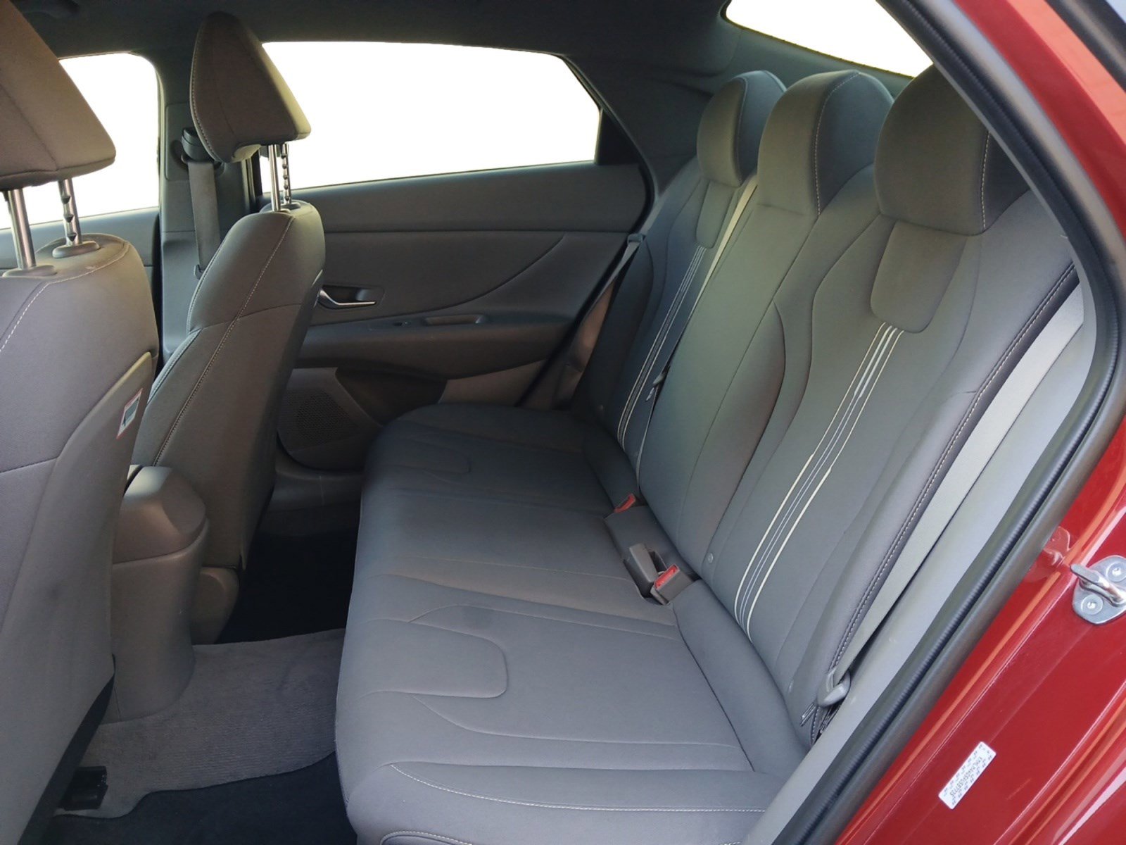 Used 2023 Hyundai Elantra SEL image 13