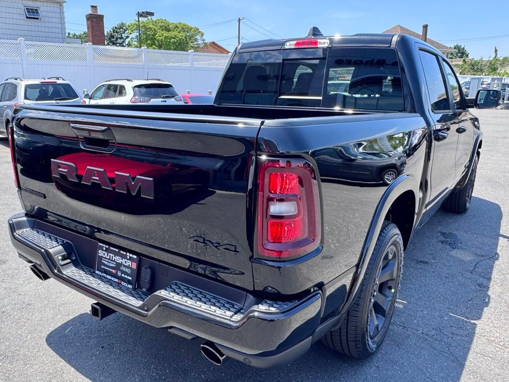 New 2026 RAM 1500 4x4 Crew Cab image 7